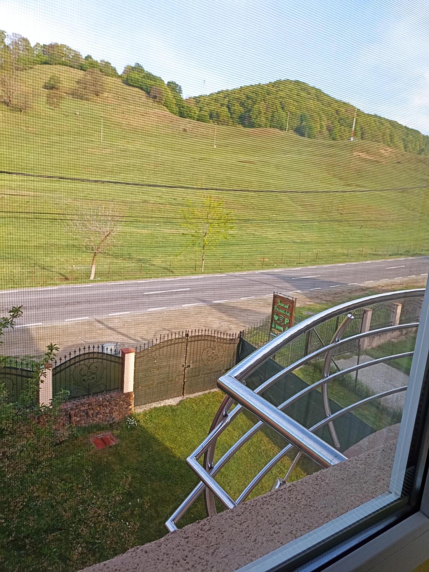 Popasul Drumetului Transfagarasan 호텔 쿠티에데아게스 외부 사진